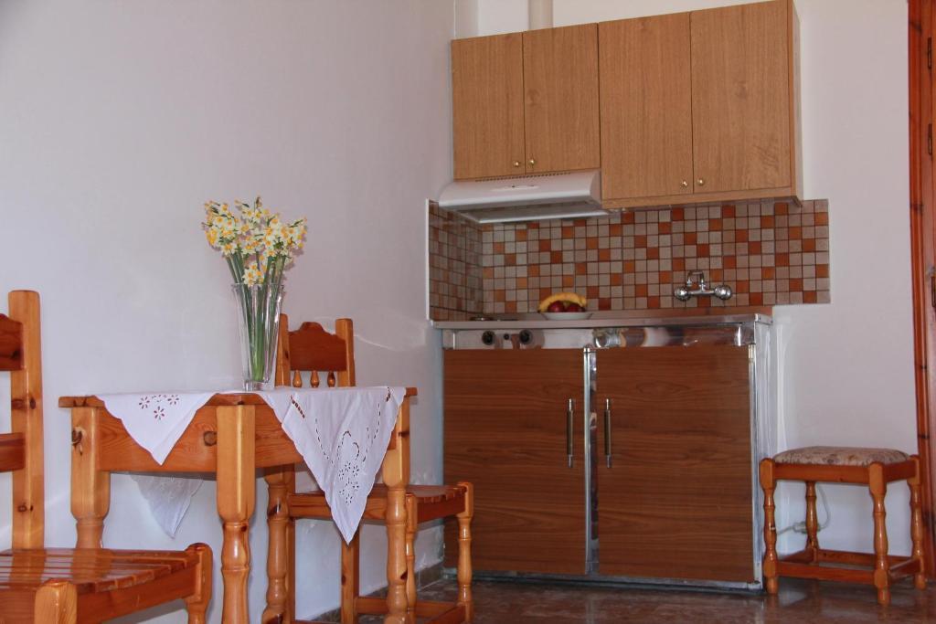Liotrivi Studios Vasiliki Buitenkant foto