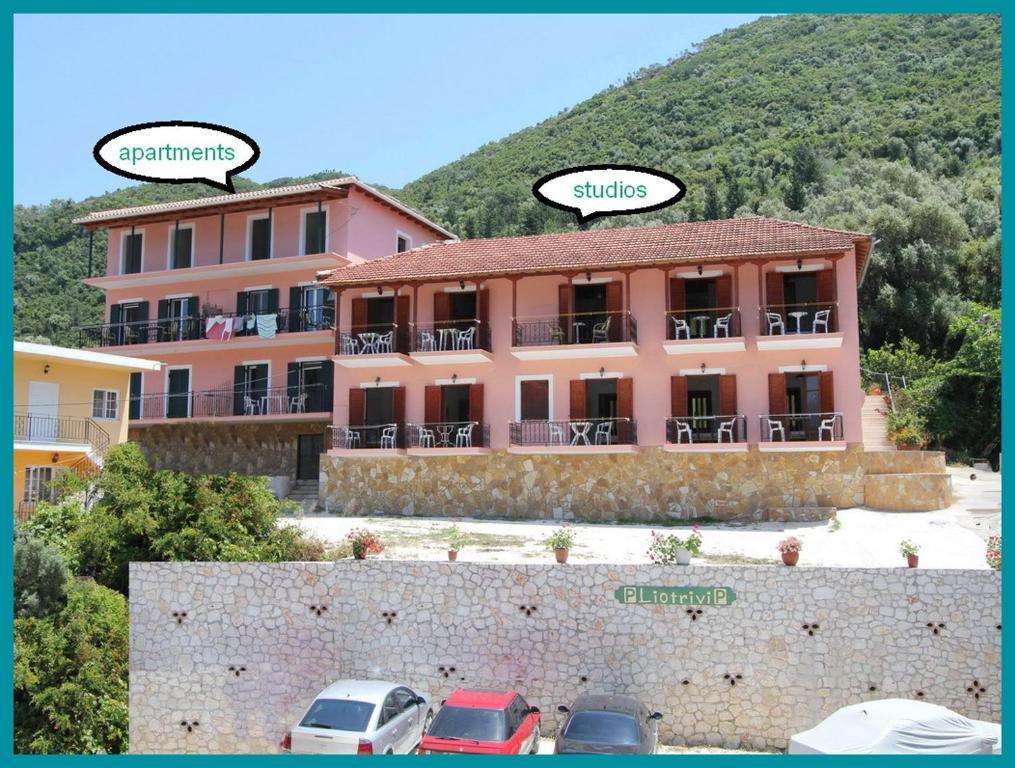 Liotrivi Studios Vasiliki Buitenkant foto